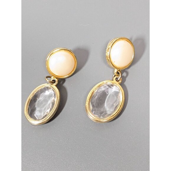 Vintage Gold Tone Faceted Oval Acrylic Bezel Faux Pearl Drop Pierced Earrings - Picture 3 of 10